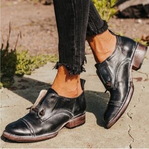 FREEBIRD by STEVEN Mabel Black Grey Closed Toe Western Shoe